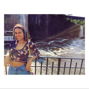 Long sleeve crop top 🌸